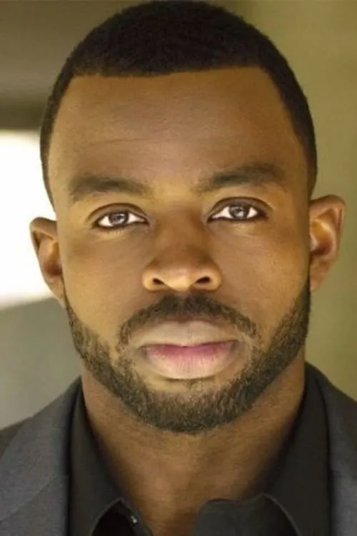 Actor Yinka Adeboyeku