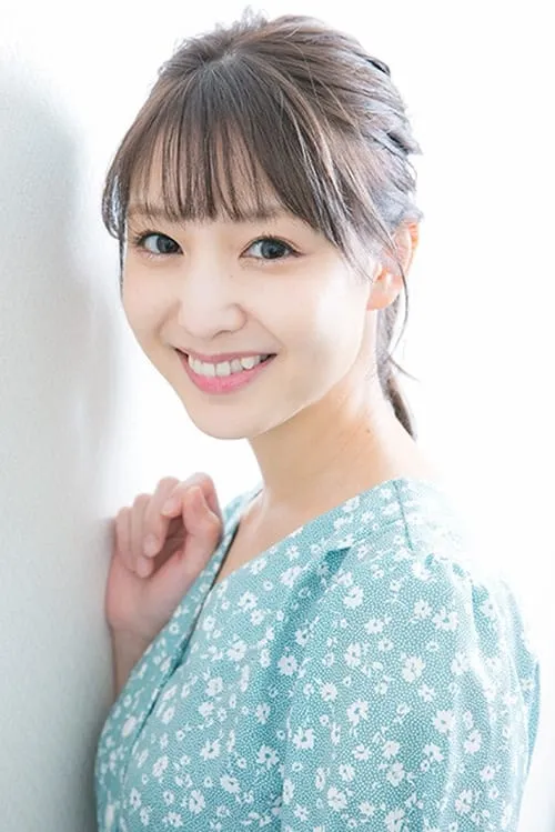 Yui Koike interpretando a Ahim de Famille/Gokai Pink