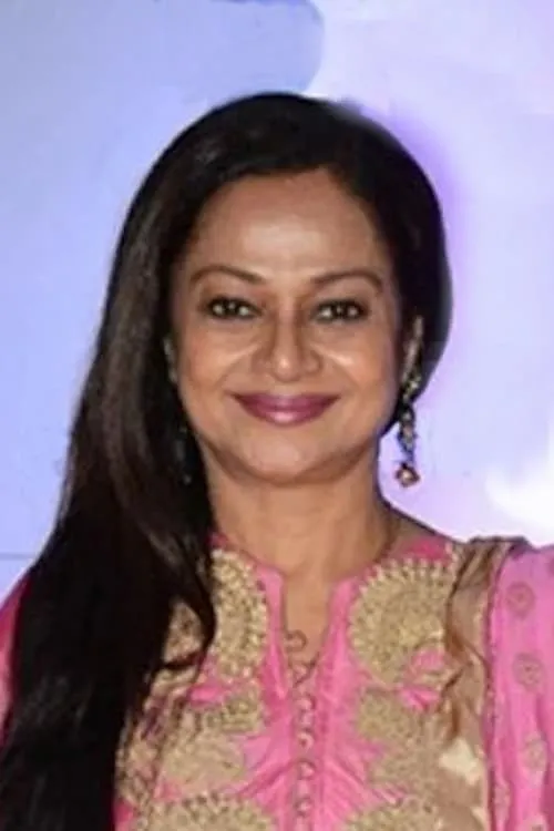 Zarina Wahab interpretando a Pushpa