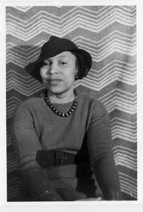 Zora Neale Hurston interpretando a Self (archival)