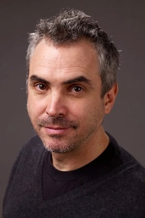 Alfonso Cuarón interpretando a Himself