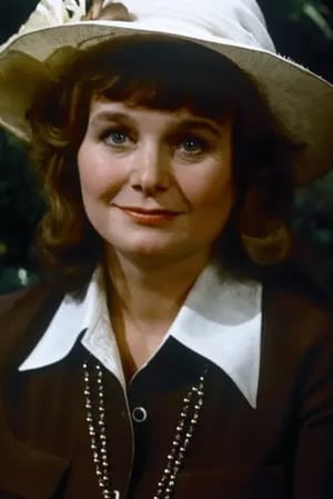 Actor Ann Beach