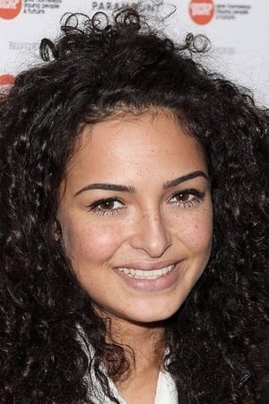 Anna Shaffer interpretando a The Receptionist