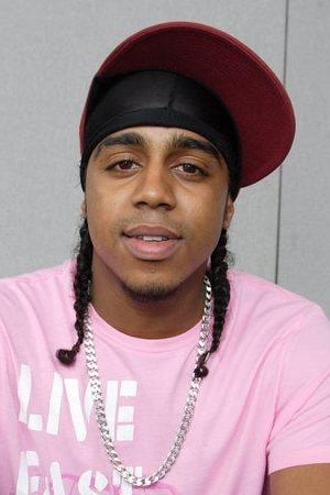 Bradley Mcintosh interpretando a Bradley