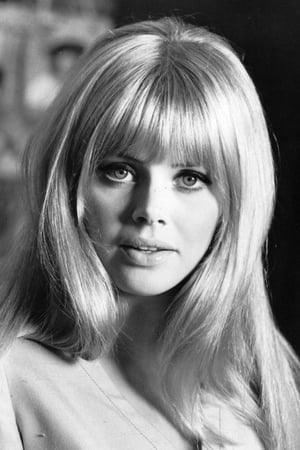 Britt Ekland interpretando a 