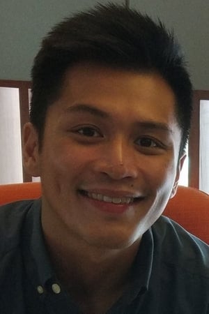 Actor Carlo Cruz