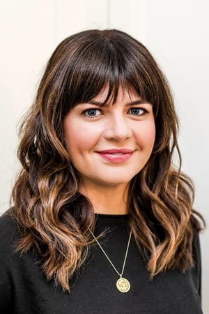 Casey Wilson interpretando a Chloe