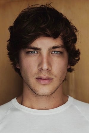 Cody Fern en el reparto