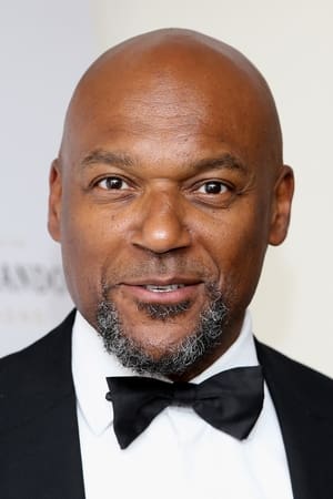 Colin Salmon interpretando a Dr. Reynolds