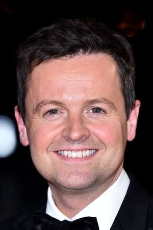 Declan Donnelly interpretando a Presenter