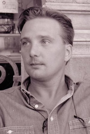 Actor Derek Lyons