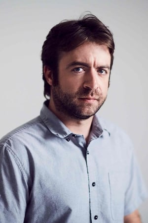 Derek Waters interpretando a Winstead