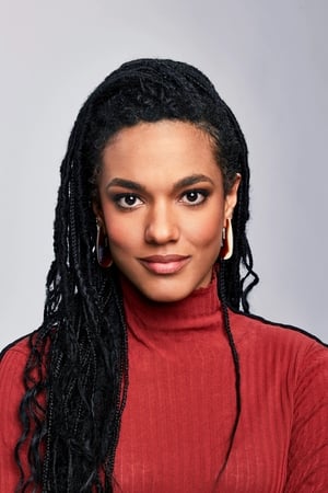 Freema Agyeman interpretando a Martha Jones (archive footage / uncredited)