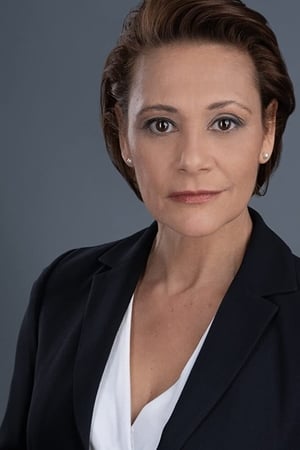 Actor Irene Santiago