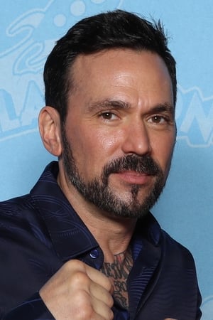 Jason David Frank interpretando a 