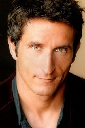 Jonathan LaPaglia interpretando a Prince Seth of Delphi