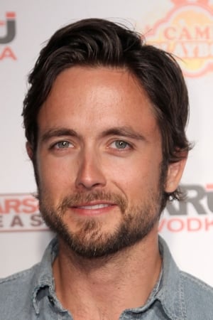 Justin Chatwin interpretando a Robert