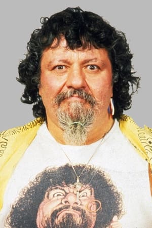 Louis Albano interpretando a Capt. Lou Albano