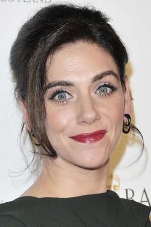 Neve McIntosh interpretando a Denisa Parsons