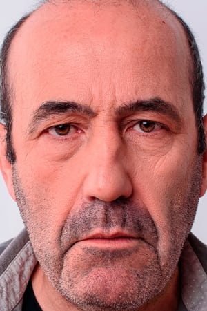 Actor Paco Sarro