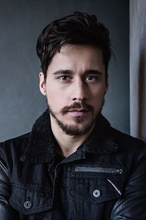 Actor Peter Gadiot