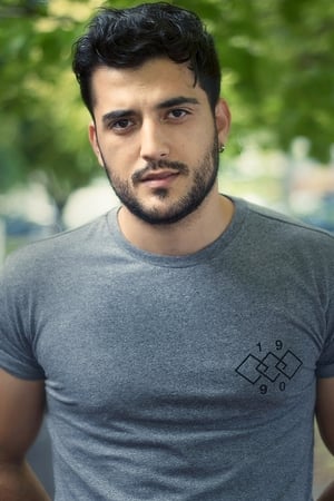 Actor Phoenix Raei