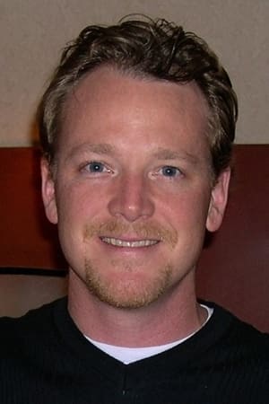 Robert Duncan McNeill interpretando a Sam the coast guard