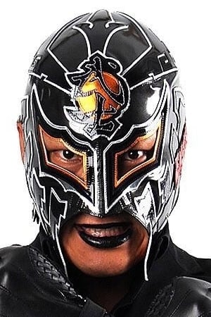 Tetsuya Shimizu interpretando a Bushi