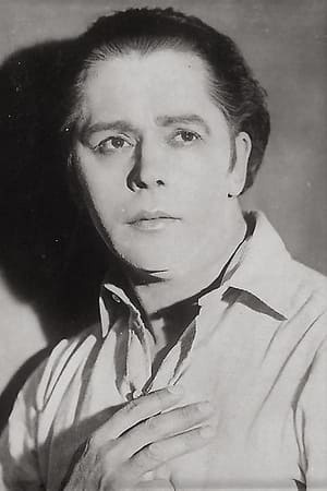 Theodore Kosloff interpretando a Luigi Busini