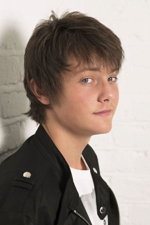 Tyger Drew-Honey interpretando a Demetrius