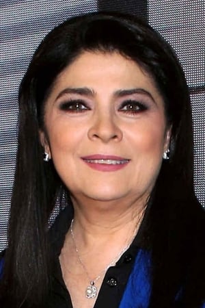 Victoria Ruffo interpretando a María Fernández Acuña de San Román