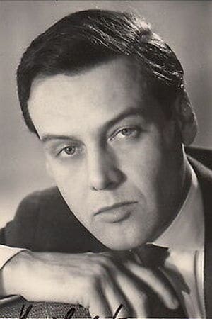 Actor Walter Kohut