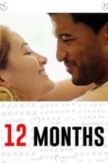 Michael James Kelly interpreta a Clark en 12 Months