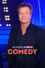 Chris Tall interpreta a Self en 40 Jahre RTL Comedy