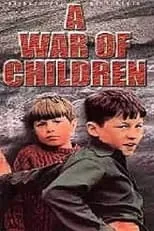 John Ronane en la película A War of Children