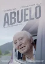 Stéphanie Magnin es Carmen en Abuelo