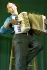 Tony Conrad es  en Accordion