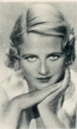 Joan White en la película Admirals All