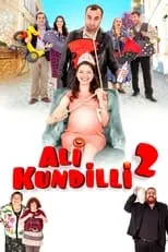 Aysegül Atik interpreta a  en Ali Kundilli 2