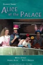 Betty Aberlin interpreta a Alice's Sister en Alice at the Palace