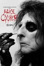 Ryan Roxie interpreta a Self en Alice Cooper - A Paranormal Evening at the Olympia Paris