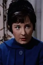 Joan Newell es Elsie, the Landlord's Wife en All in Good Time