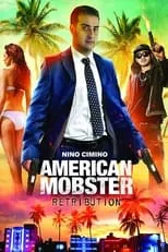 Elliott Woods es Erica en American Mobster: Retribution