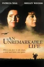 Laura Lock es Diner Patron en An Unremarkable Life