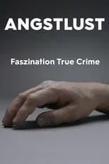 Samira El Ouassil interpreta a Self en Angstlust - Faszination True Crime