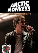 Nick O'Malley es  en Arctic Monkeys  Live Lollapalooza Chile