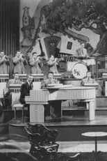 Stan Kenton es Self - Band Leader en Artistry in Rhythm