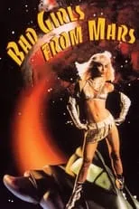 Oliver Darrow interpreta a T.J. McMasters en Bad Girls from Mars