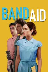 Angelique Cabral interpreta a Lauren en Band Aid