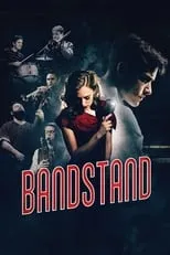 Ryan Kasprzak interpreta a Mr. Jackson / Ensemble en Bandstand